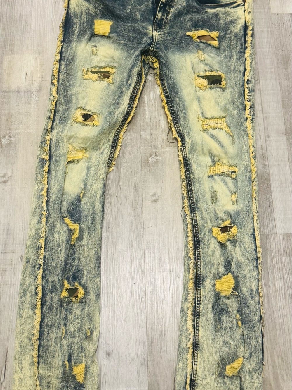 Men's Distressed Yellow Acid-Wash Jeans - Picture 2 of 2